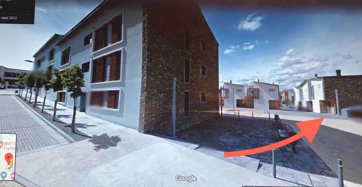 Chalet Adosado Entero, Bbq Y Piscina Comunitaria Sabiñánigo Kültér fotó