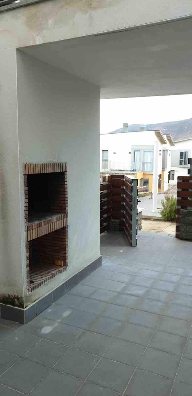 Chalet Adosado Entero, Bbq Y Piscina Comunitaria Sabiñánigo Kültér fotó